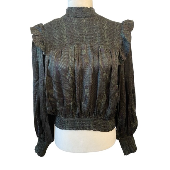 Karlie Womens Green Snakeskin Print Ruffle Blouse - Picture 1 of 7